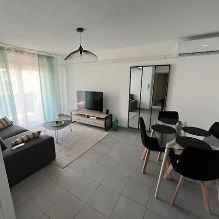 Joli Appt 45 M2 Avec Terrasse Daire Lunel  Dış mekan fotoğraf