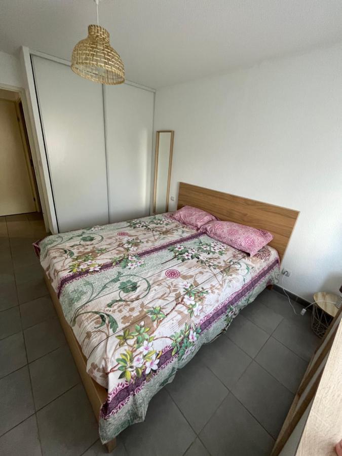 Joli Appt 45 M2 Avec Terrasse Daire Lunel  Dış mekan fotoğraf